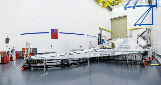 Illustration for article titled This Massive Sunshield Will Protect NASA's New Space Telescope